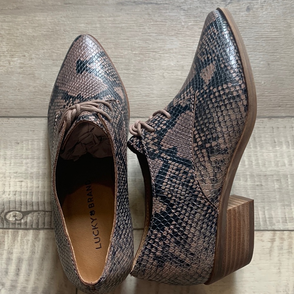 Lucky Brand Erreka Loafers NIB Black/Dusty Rose Slither Snakeprint Size 7